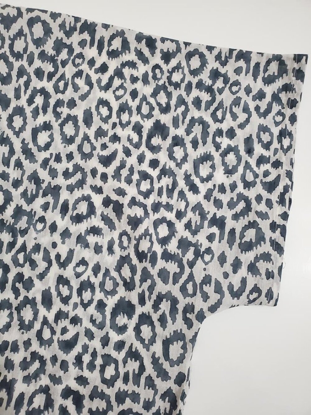 Emerson Fry India Collection India Button Down Shirt Charcoal Leopard One Size - Picture 9 of 13